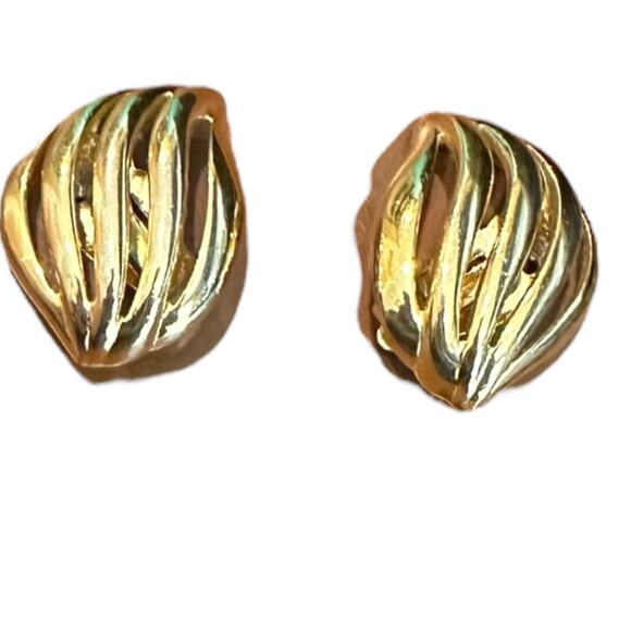 Givenchy Vintage Goldtone Shell Clipon Earrings - Picture 1 of 6